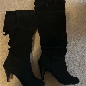 Lot of 18 pairs for women’s shoes size 11